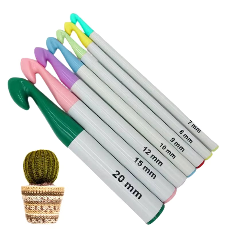 7pcs Huge Plastic Crochet Hook Set - Sara Crochet