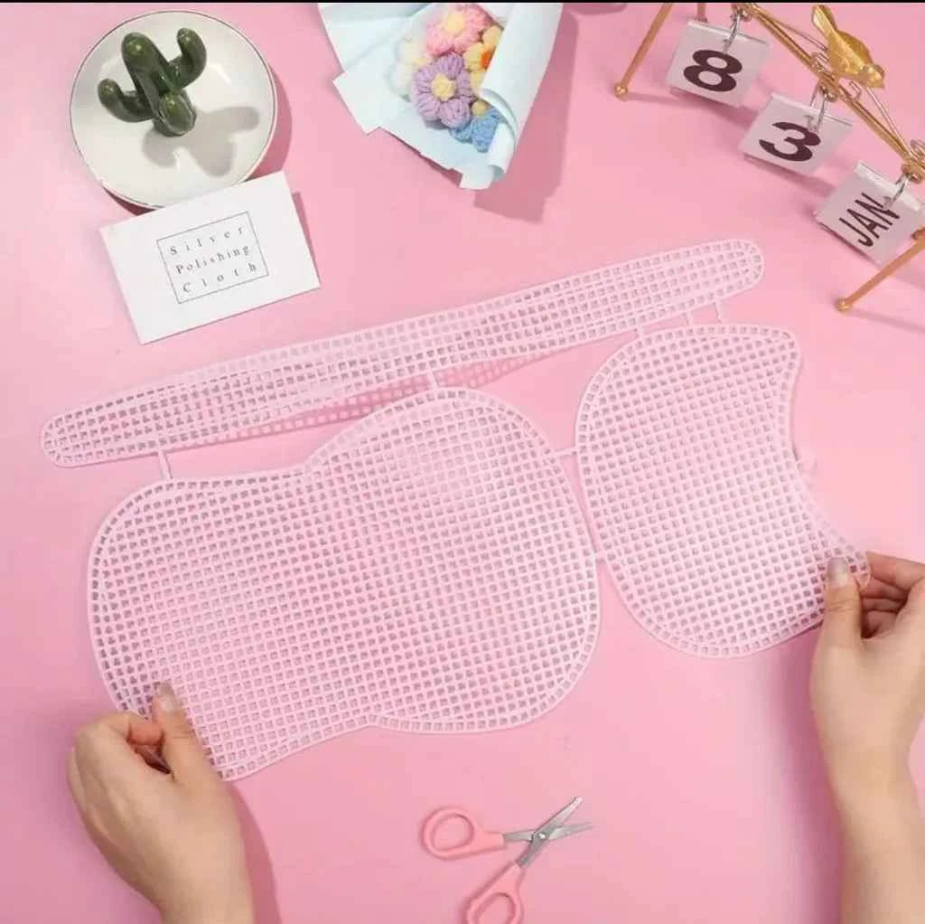 Bag Shape Plastic Mesh Canvas - Sara Crochet